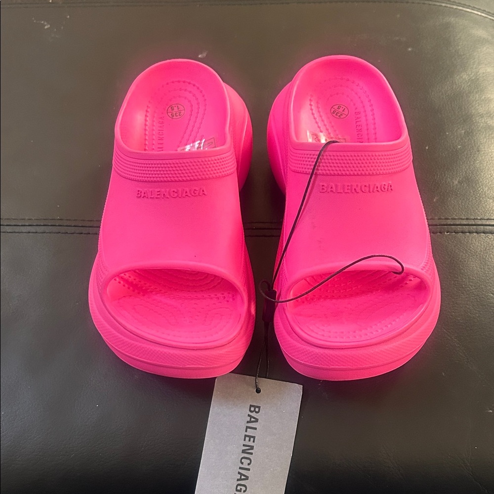 Balenciaga Kids Vibrant Pink Slide Sandals